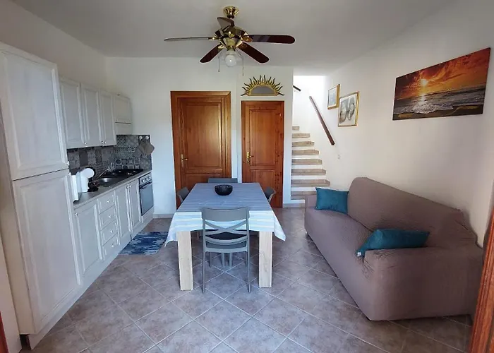 Casa Vacanze San Teodoro Feriehus